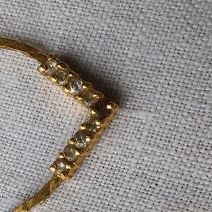 Vintage Gold tone Necklace 9 rhinestones